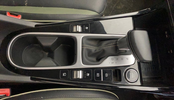 2023 Hyundai Creta 1.5 SX (O) AT Petrol Adventure Edition, Petrol, Automatic, 19,004 km, Gear Lever