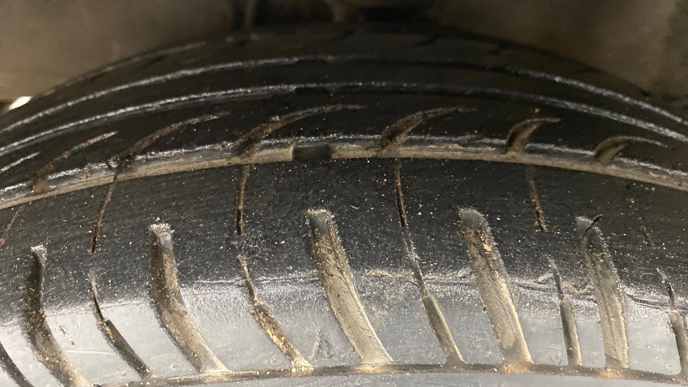 2010 Hyundai i10 SPORTZ 1.2, Petrol, Manual, 91,694 km, Left Front Tyre Tread