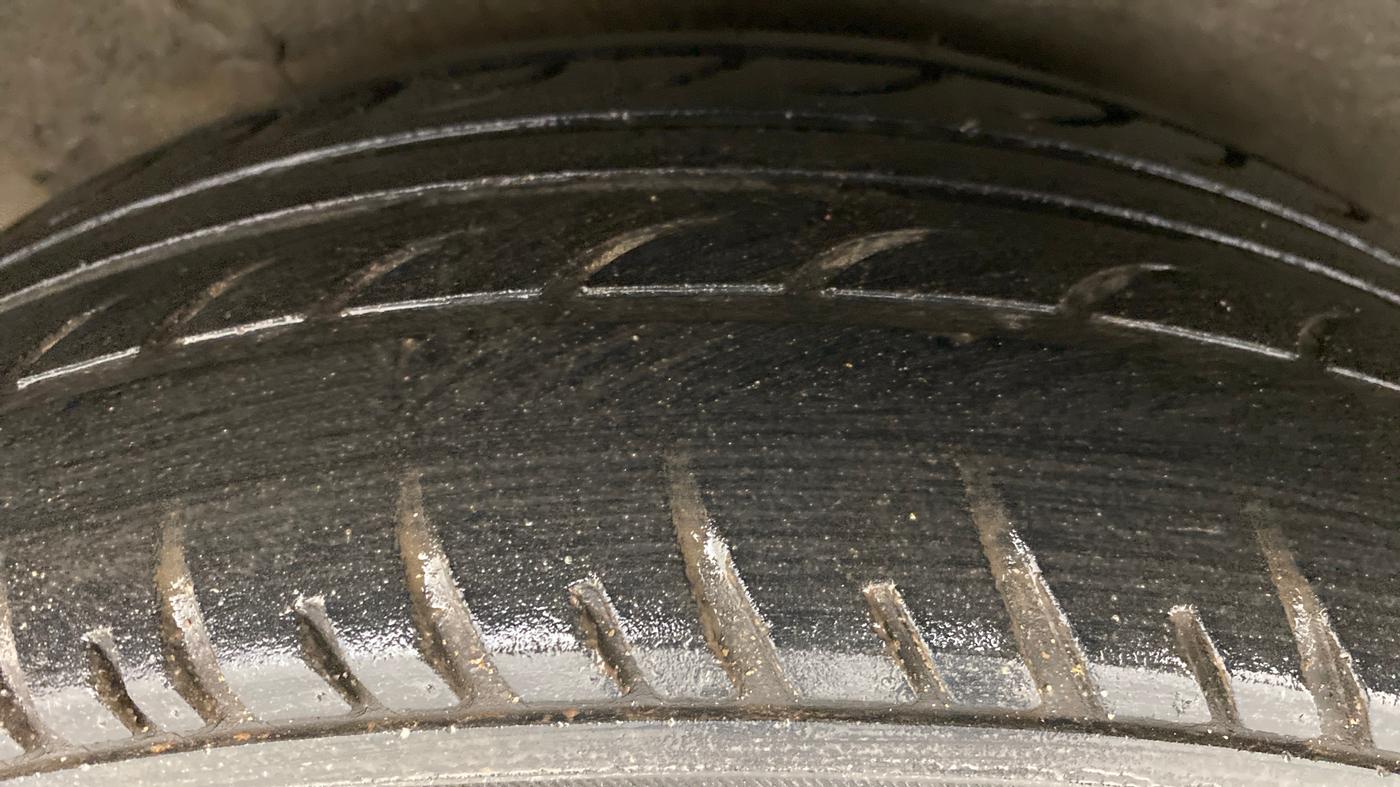 2010 Hyundai i10 SPORTZ 1.2, Petrol, Manual, 91,694 km, Right Rear Tyre Tread