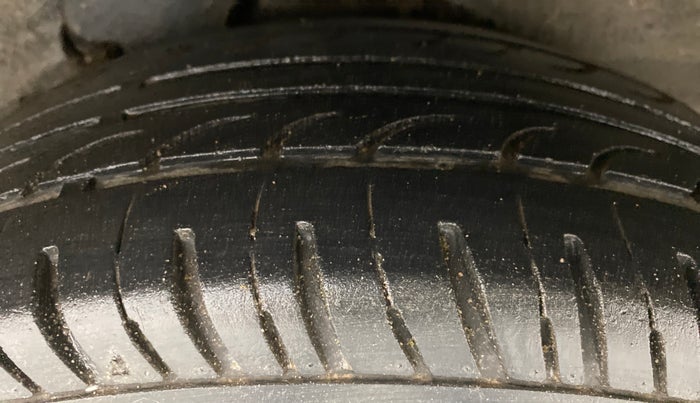 2010 Hyundai i10 SPORTZ 1.2, Petrol, Manual, 91,694 km, Left Rear Tyre Tread