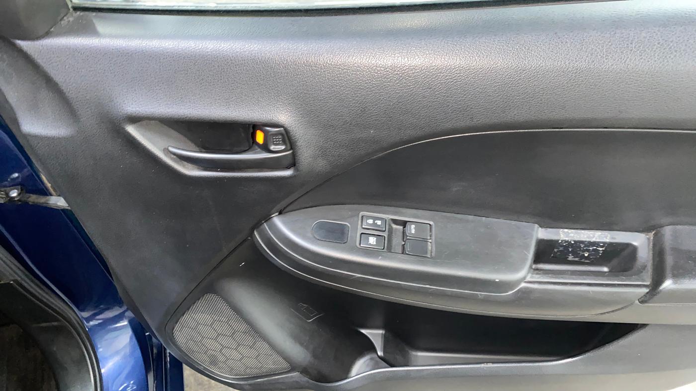 2019 Maruti Baleno SIGMA PETROL 1.2, Petrol, Manual, 44,368 km, Driver Side Door Panels Control