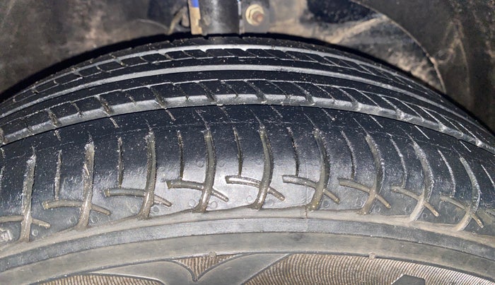 2019 Maruti Baleno SIGMA PETROL 1.2, Petrol, Manual, 44,368 km, Right Front Tyre Tread