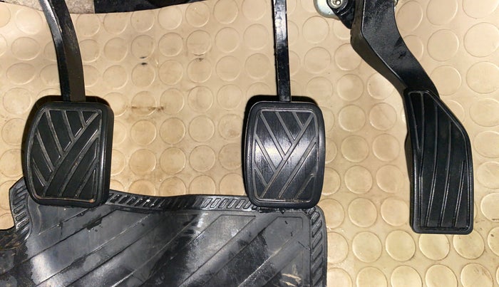 2013 Maruti Ertiga ZXI, Petrol, Manual, 75,203 km, Pedals