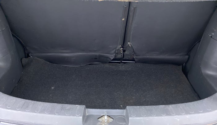 2014 Maruti Ritz ZDI, Diesel, Manual, 59,630 km, Boot Inside