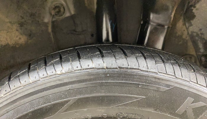 2019 Hyundai Grand i10 SPORTZ AT 1.2 KAPPA VTVT, Petrol, Automatic, 35,896 km, Left Rear Tyre Tread