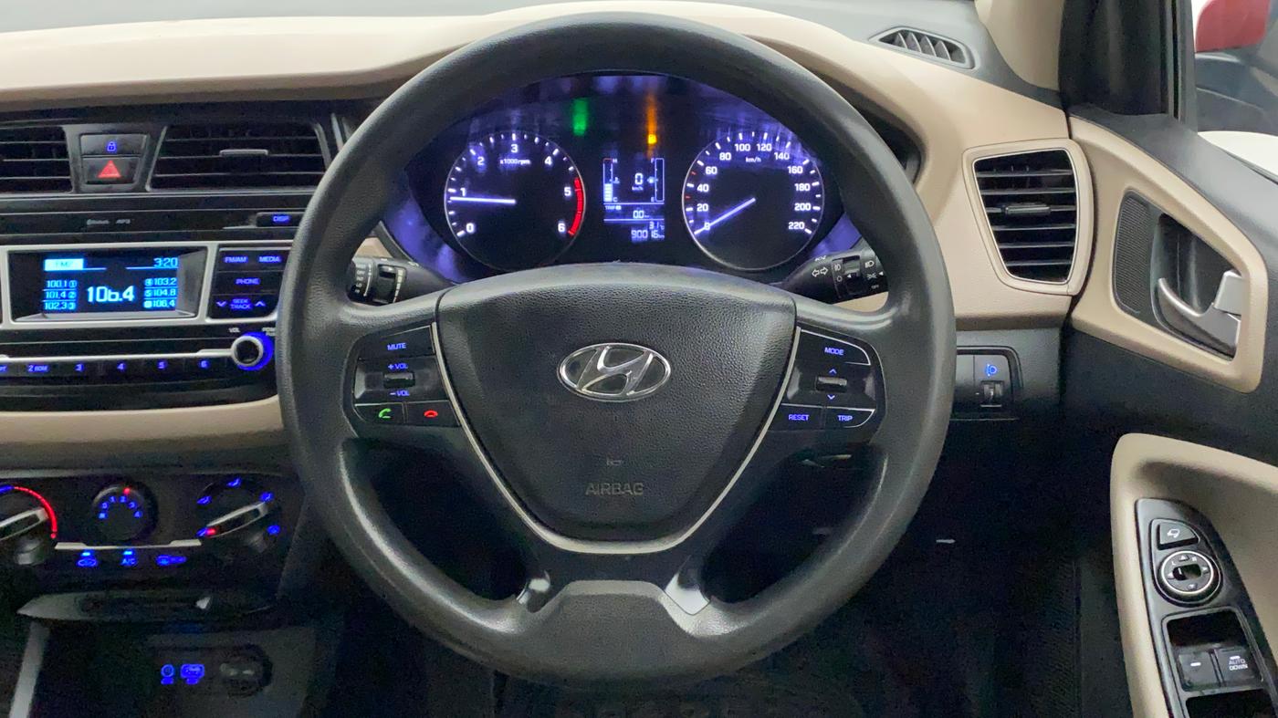2017 Hyundai Elite i20 SPORTZ 1.4 CRDI, Diesel, Manual, 90,170 km, Steering Wheel Close Up