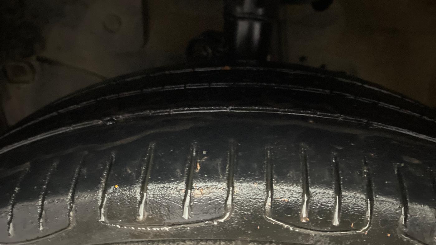2016 Honda Amaze 1.2L I-VTEC S, Petrol, Manual, 66,249 km, Left Front Tyre Tread