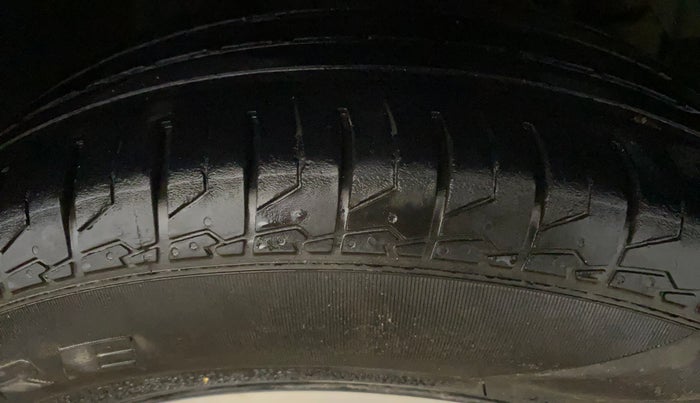 2020 Maruti S Cross ZETA 1.5, Petrol, Manual, 66,077 km, Right Front Tyre Tread