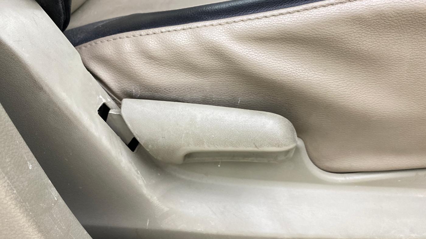 2017 Maruti Celerio VXI AMT, Petrol, Automatic, 56,441 km, Driver Side Adjustment Panel