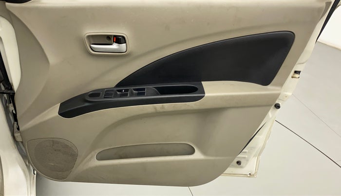 2015 Maruti Celerio VXI AMT, CNG, Automatic, 96,295 km, Driver Side Door Panels Control