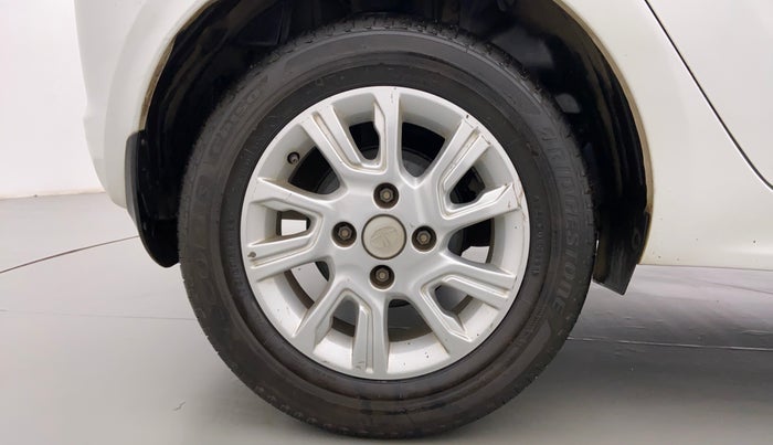 2017 Tata Tiago XZA 1.2 REVOTRON, Petrol, Automatic, 29,769 km, Right Rear Wheel