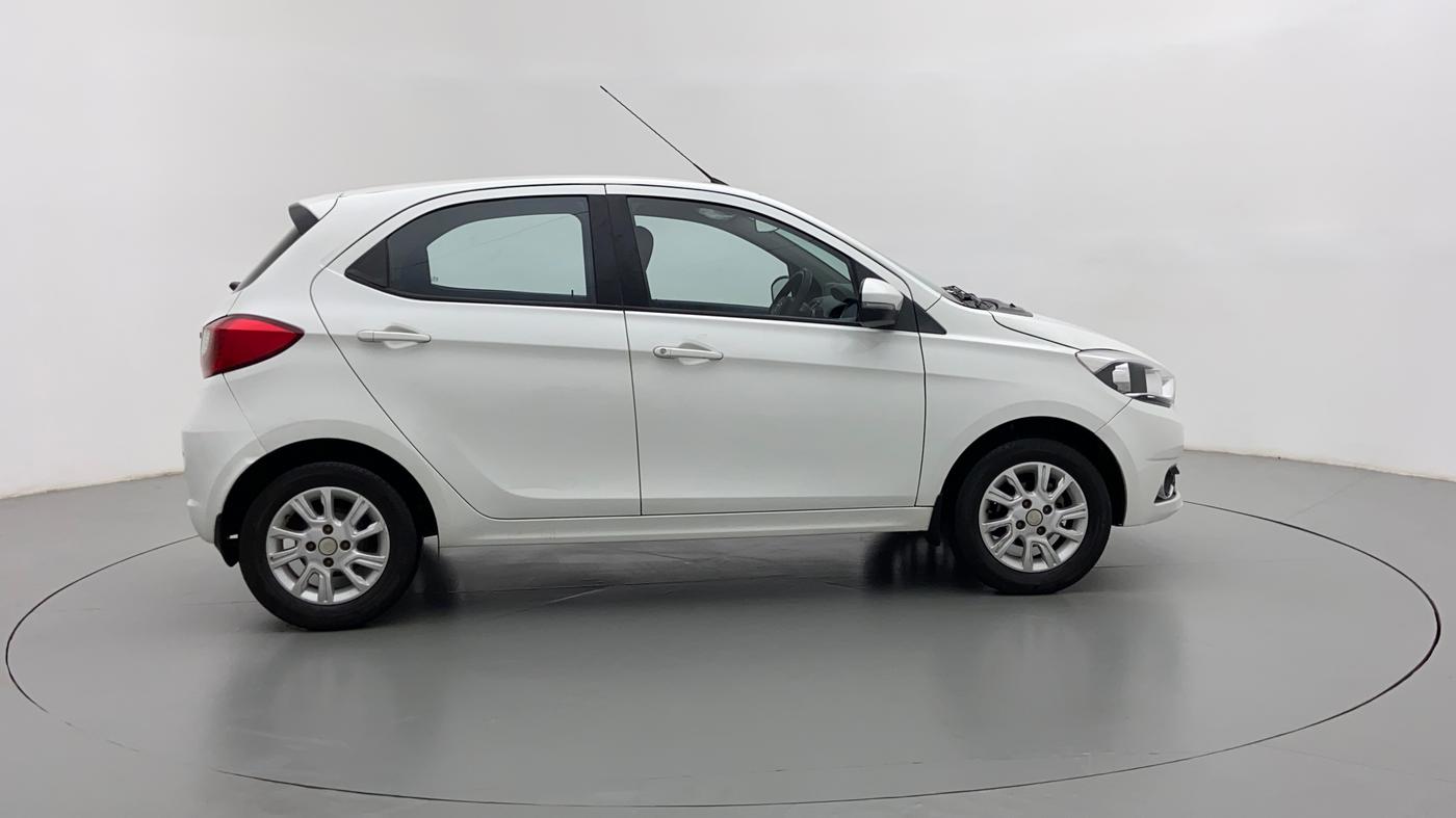2017 Tata Tiago XZA 1.2 REVOTRON, Petrol, Automatic, 29,769 km, Right Side