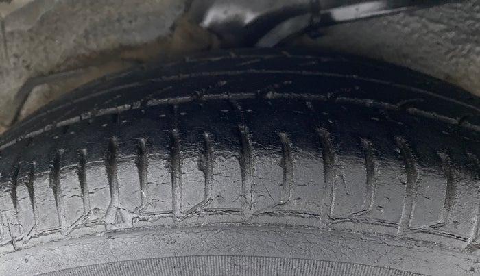 2011 Hyundai i10 ERA 1.1 IRDE, Petrol, Manual, 41,444 km, Left Rear Tyre Tread
