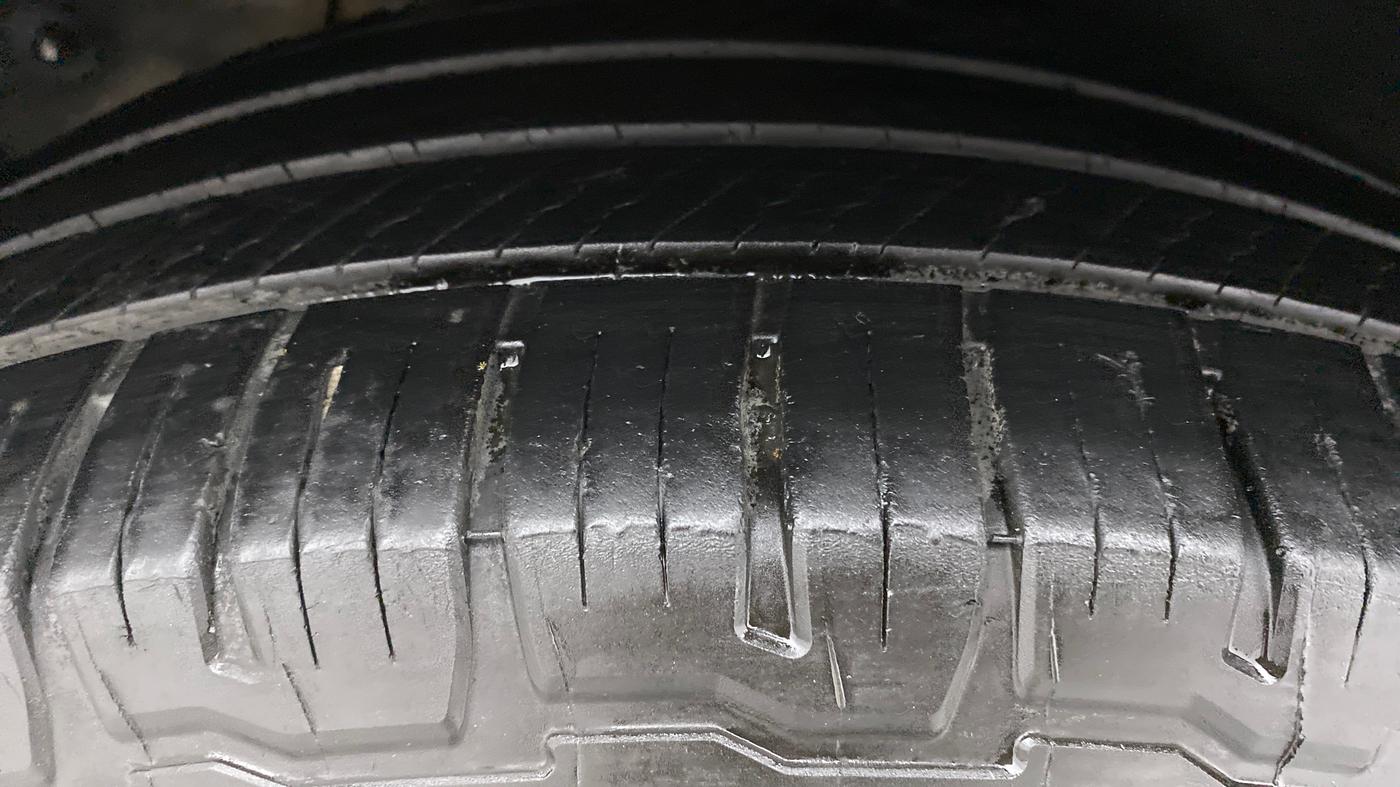 2018 Hyundai Tucson GLS 4WD AT DIESEL, Diesel, Automatic, 76,565 km, Right Rear Tyre Tread