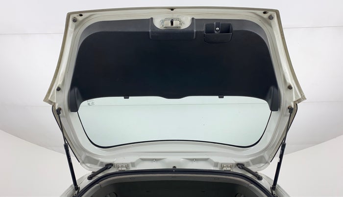 2011 Maruti Swift VXI, Petrol, Manual, 43,529 km, Boot Door Open