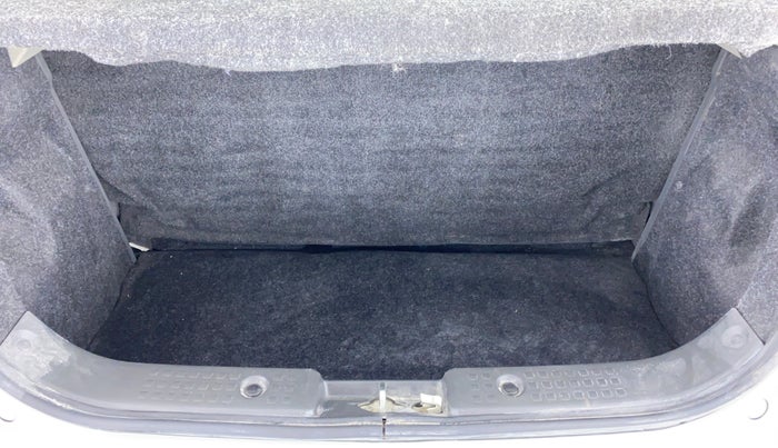 2011 Maruti Swift VXI, Petrol, Manual, 43,529 km, Boot Inside
