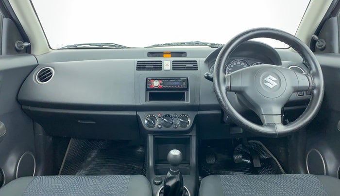 2011 Maruti Swift VXI, Petrol, Manual, 43,529 km, Dashboard