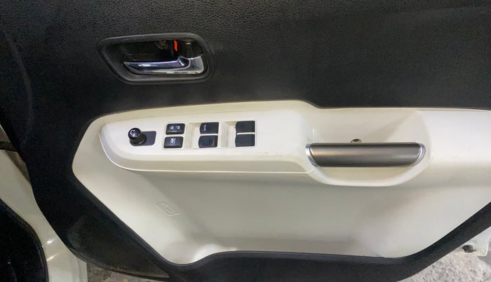 2019 Maruti IGNIS DELTA 1.2 AMT, Petrol, Automatic, 16,947 km, Driver Side Door Panels Control