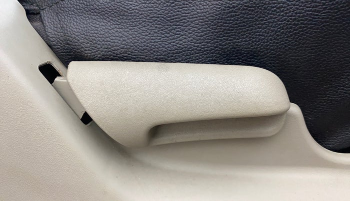 2014 Maruti Celerio VXI AMT, Petrol, Automatic, 38,036 km, Driver Side Adjustment Panel