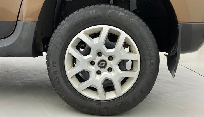2017 Renault Duster RXL PETROL 104, Petrol, Manual, 40,007 km, Left Rear Wheel