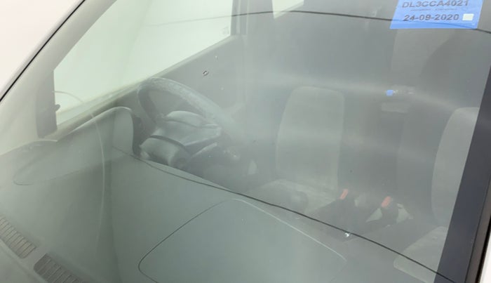 2014 Maruti Celerio VXI, Petrol, Manual, 42,627 km, Front windshield - Minor spot on windshield