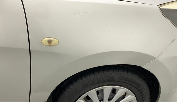 2014 Maruti Celerio VXI, Petrol, Manual, 42,627 km, Right fender - Minor scratches