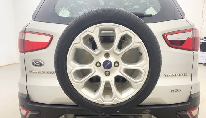 2018 Ford Ecosport TITANIUM + 1.5L DIESEL, Diesel, Manual, 1,32,424 km, Spare Tyre