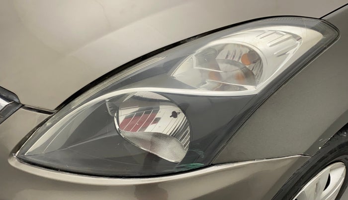 2015 Maruti Swift Dzire VXI, Petrol, Manual, 81,083 km, Left headlight - Minor scratches