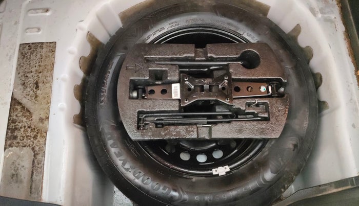 2022 Skoda KUSHAQ ACTIVE 1.0L TSI MT, Petrol, Manual, 96,023 km, Spare Tyre