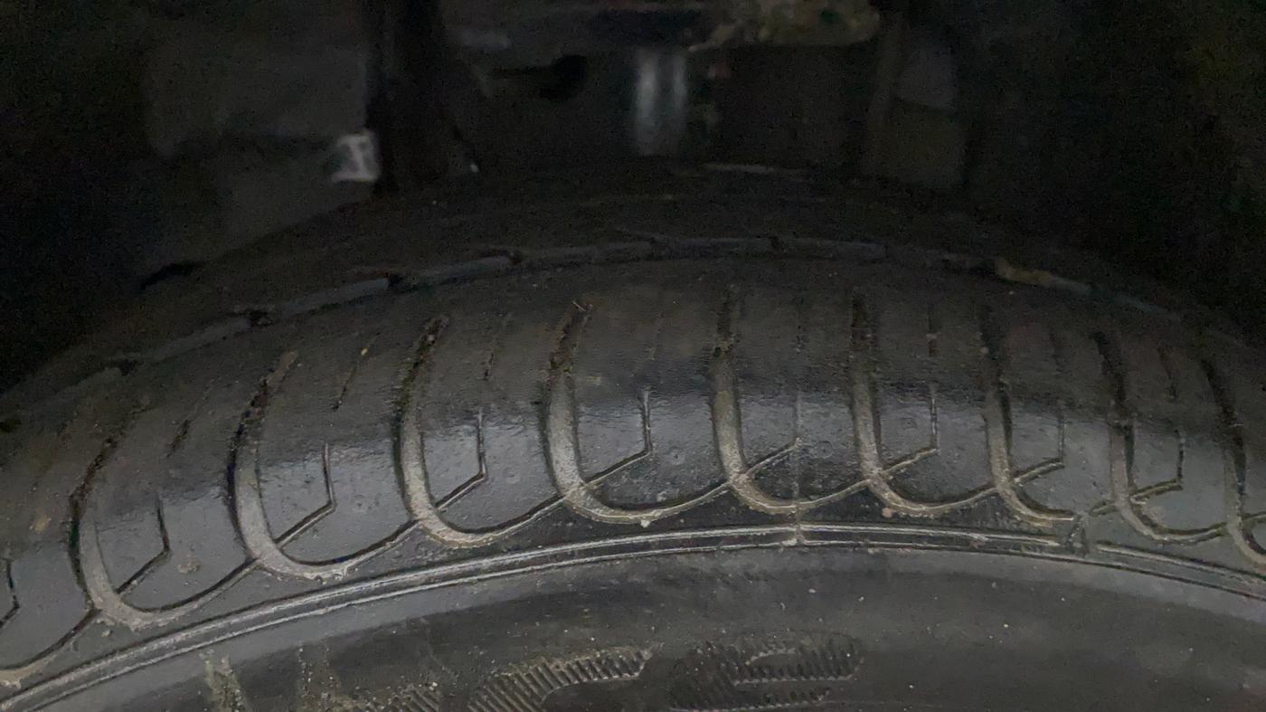2017 Tata Tiago XZA PETROL, Petrol, Automatic, 68,398 km, Left Front Tyre Tread