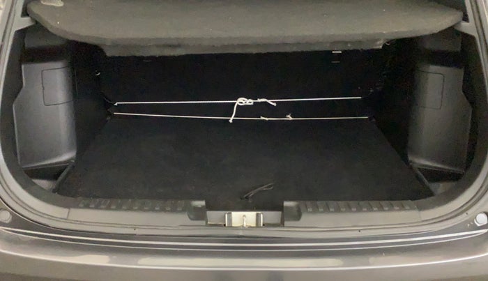 2020 Maruti Vitara Brezza LXI, Petrol, Manual, 41,357 km, Boot Inside