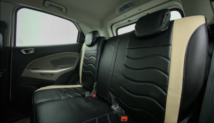 2016 Ford Ecosport 1.5TITANIUM TDCI, Diesel, Manual, 1,07,588 km, Right Side Door Cabin View