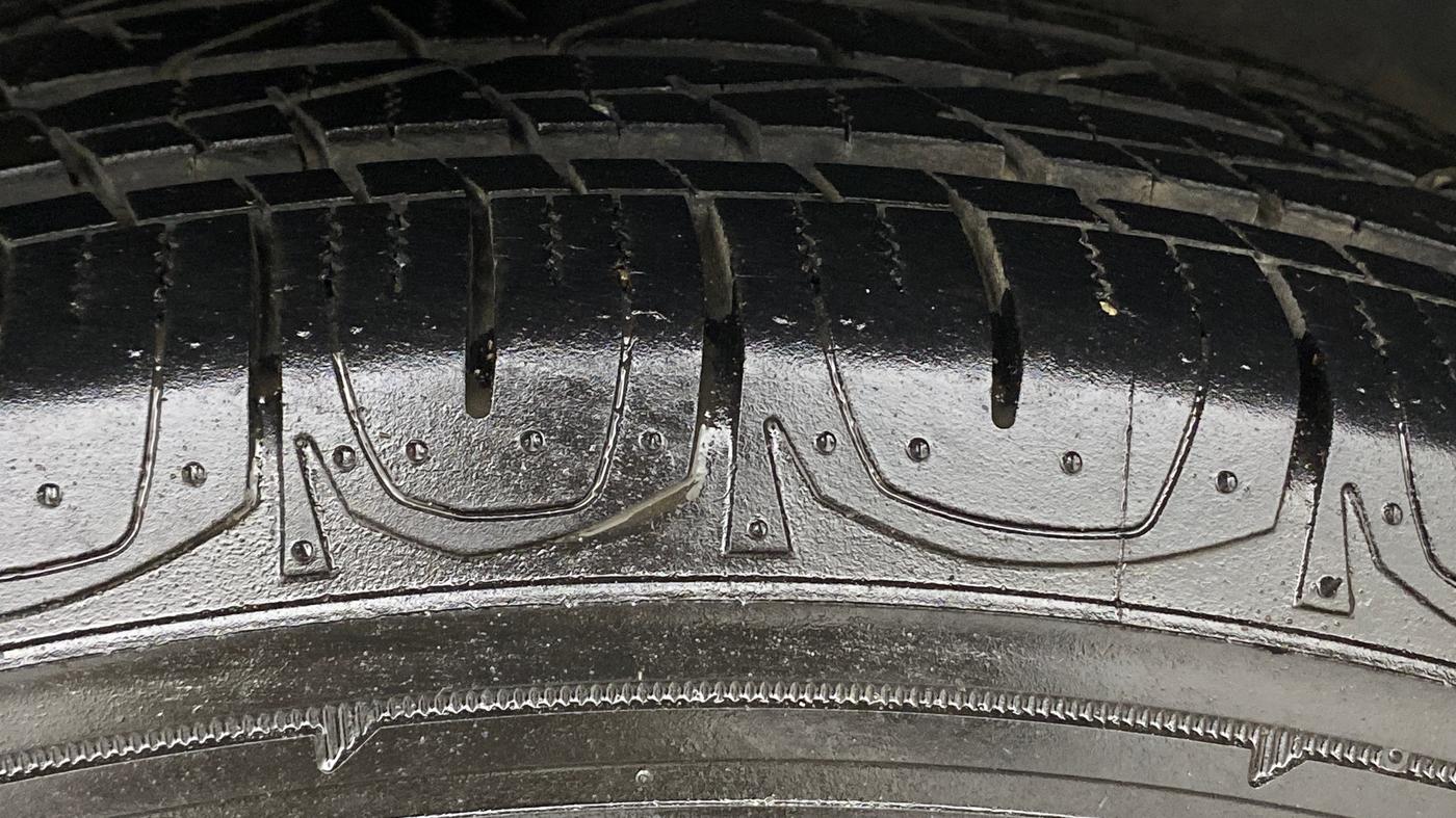2019 Jeep Compass SPORT PLUS 1.4 PETROL, Petrol, Manual, 53,919 km, Right Rear Tyre Tread