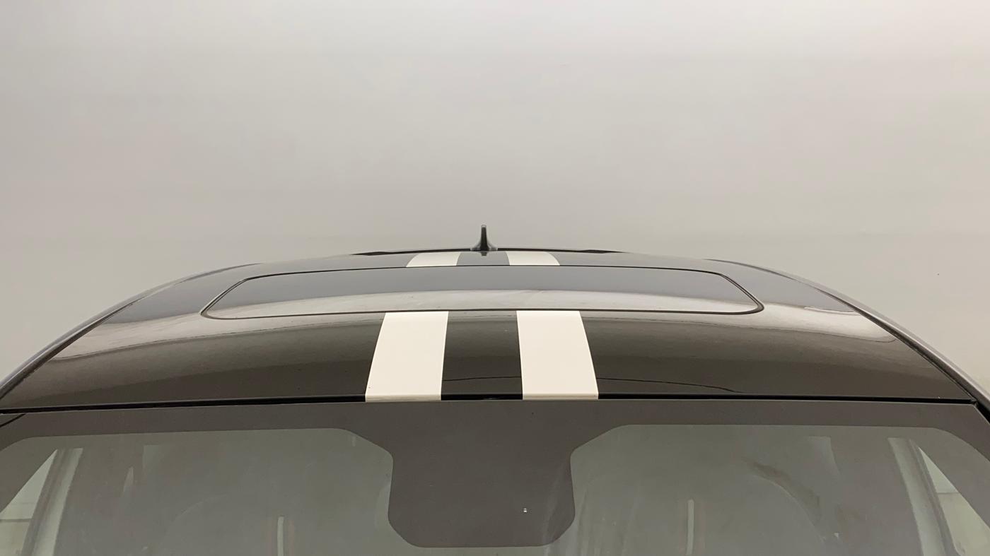 2024 Tata ALTROZ Racer R2, Petrol, Manual, 4,974 km, Moonroof/ Sunroof