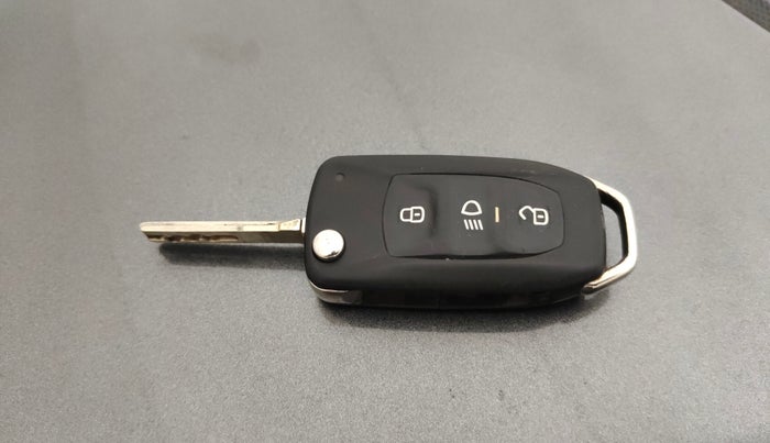 2020 Tata Tiago XZ PETROL, Petrol, Manual, 95,890 km, Key Close Up