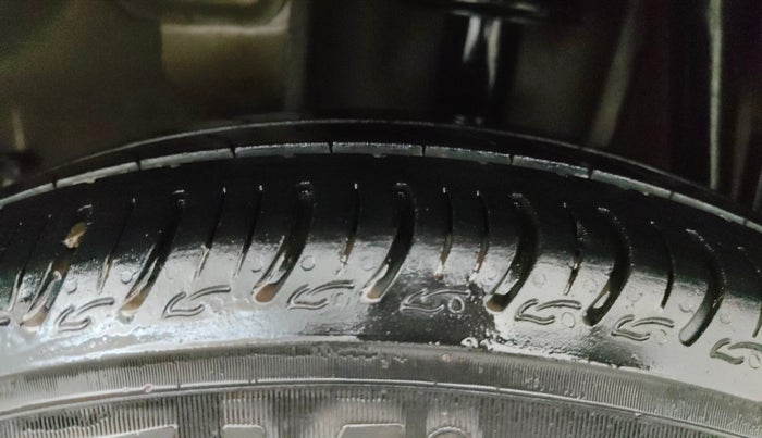 2020 Tata Tiago XZ PETROL, Petrol, Manual, 95,890 km, Left Rear Tyre Tread