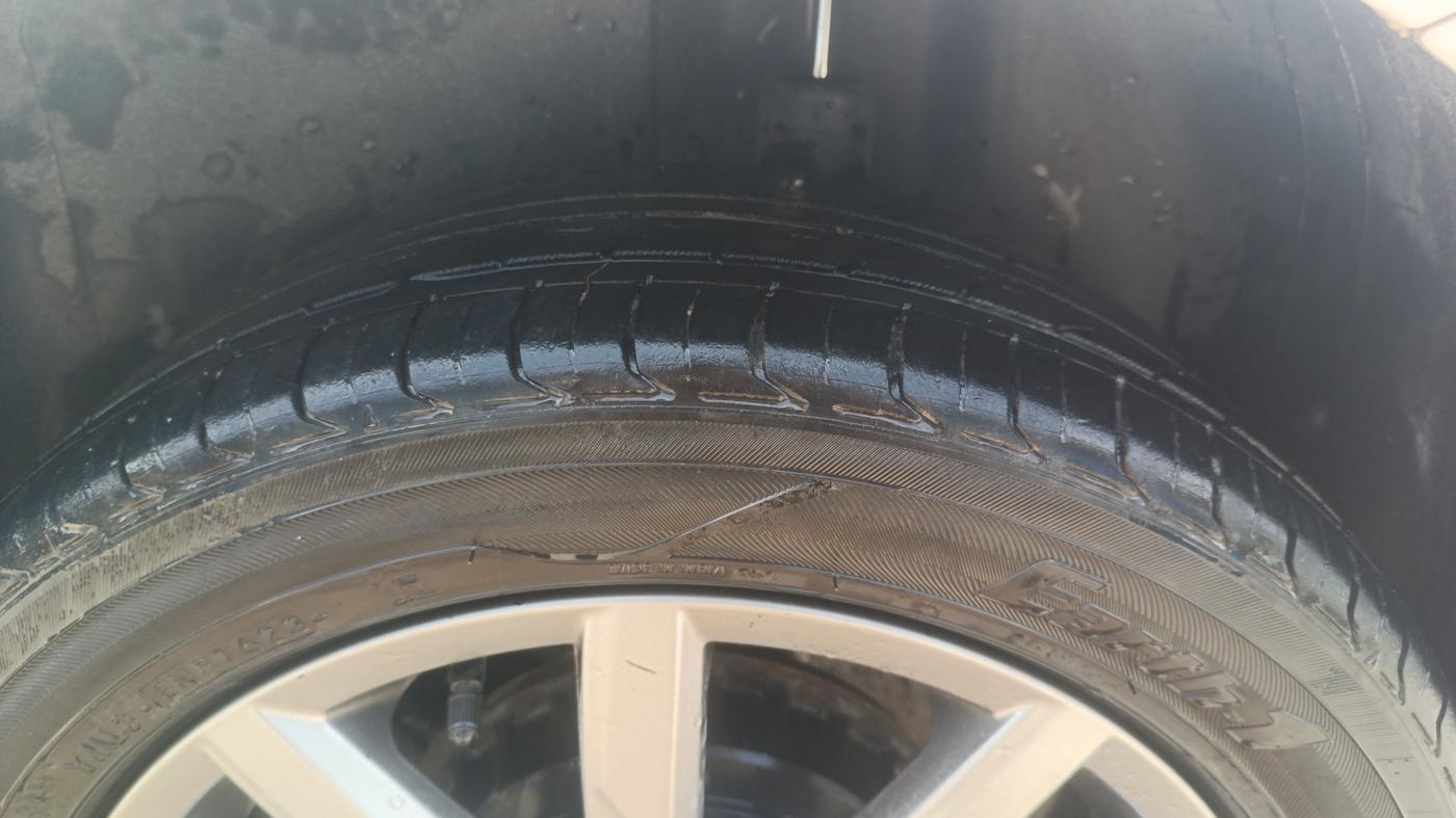 2019 Volkswagen Polo HIGHLINE PLUS 1.5 16 ALLOY, Diesel, Manual, 91,371 km, Left Rear Tyre Tread