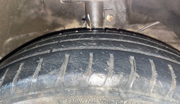 2018 Maruti Dzire VXI, Petrol, Manual, 52,210 km, Right Front Tyre Tread