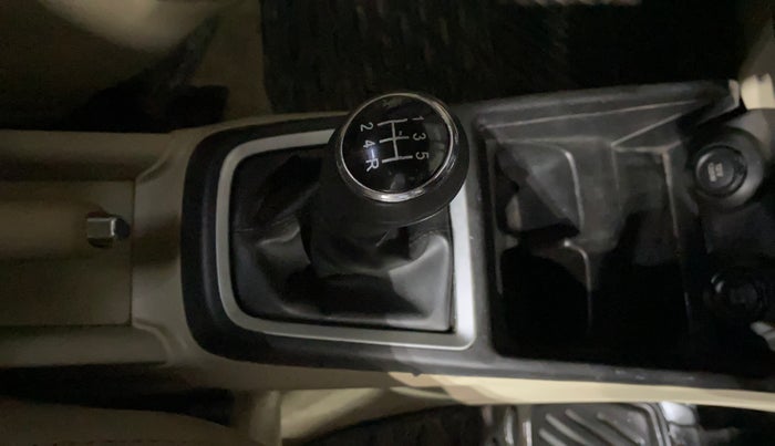 2018 Maruti Dzire VXI, Petrol, Manual, 52,210 km, Gear Lever