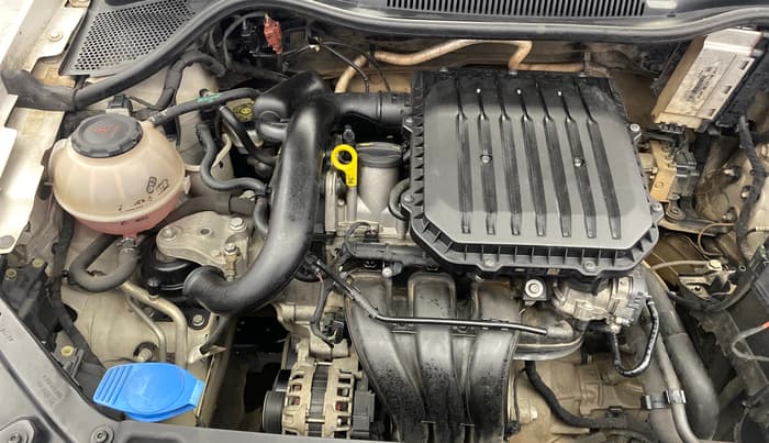 2019 Volkswagen Ameo TRENDLINE 1.0L, Petrol, Manual, 1,12,956 km, Engine View - Right