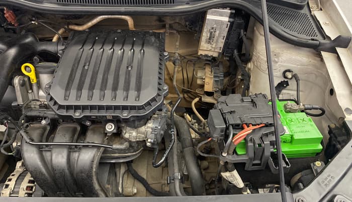 2019 Volkswagen Ameo TRENDLINE 1.0L, Petrol, Manual, 1,12,956 km, Engine View - Left