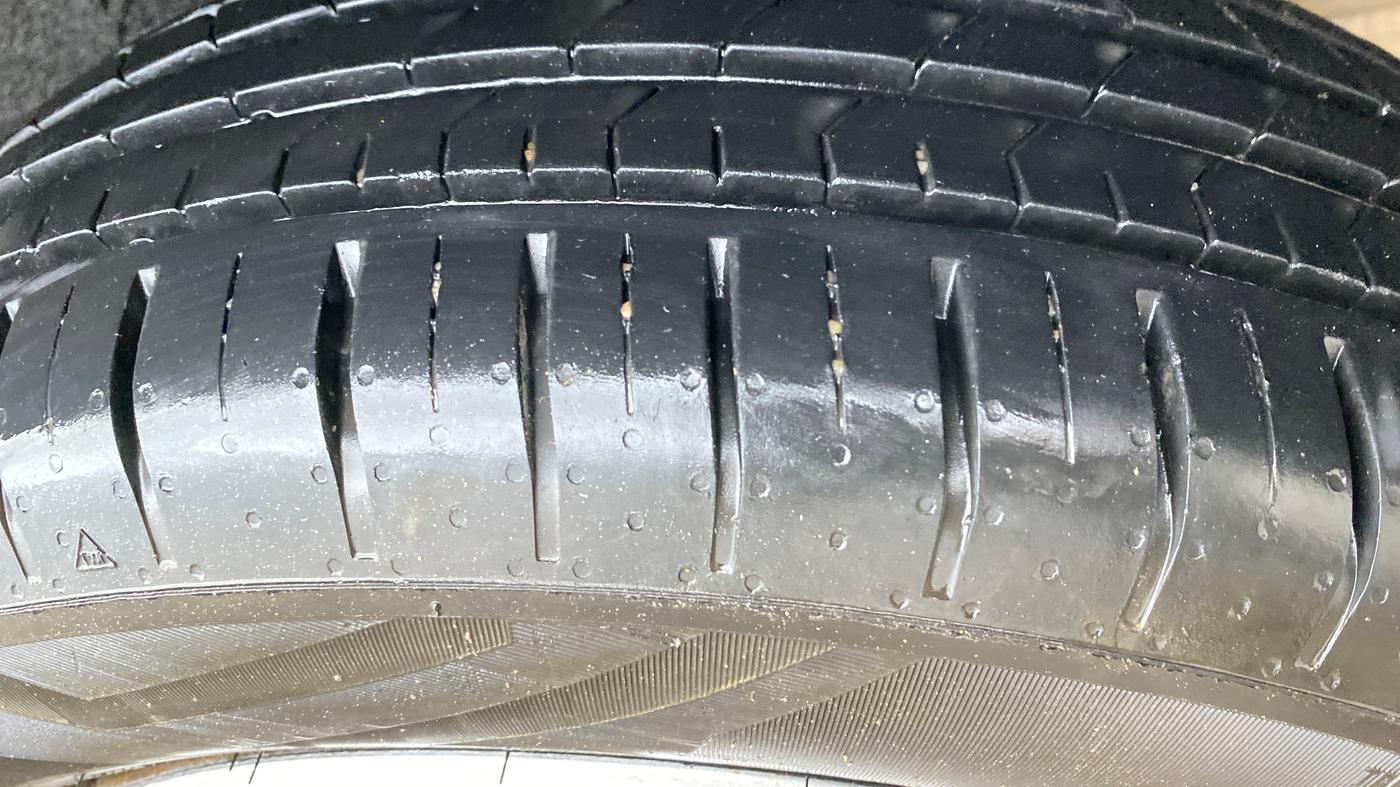 2021 Nissan MAGNITE XE, Petrol, Manual, 1,12,970 km, Right Rear Tyre Tread