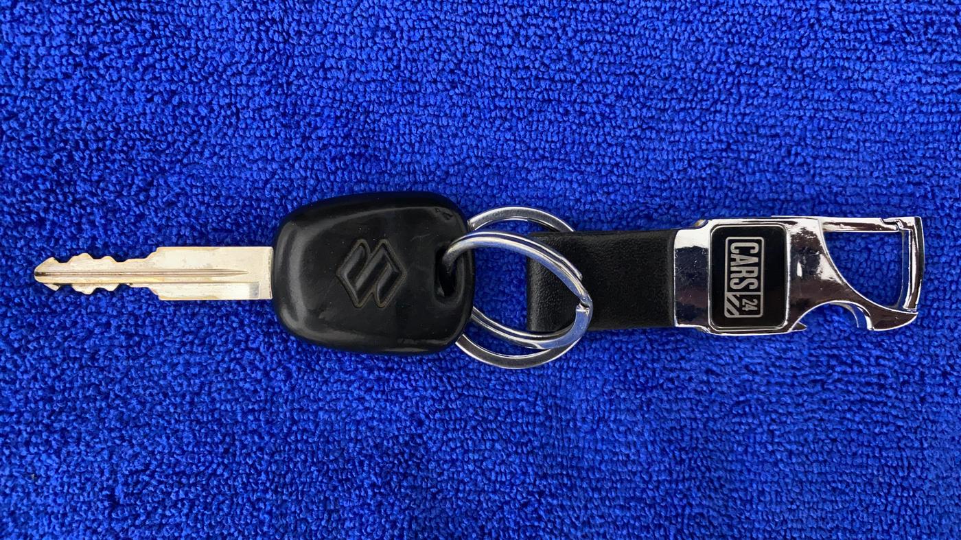 2019 Maruti Alto LXI, Petrol, Manual, 32,864 km, Key Close Up