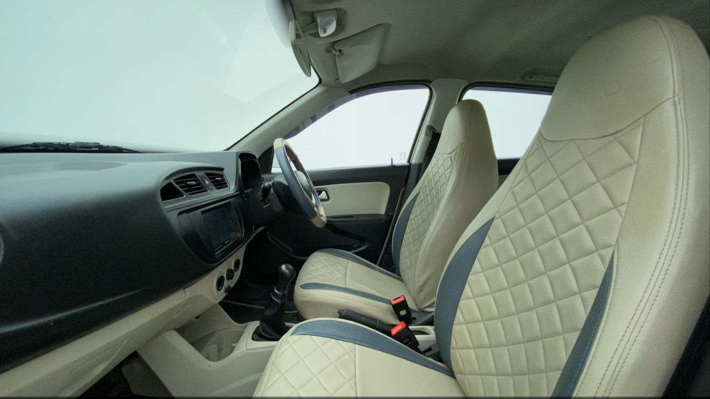 2019 Maruti Alto LXI, Petrol, Manual, 32,864 km, Right Side Front Door Cabin
