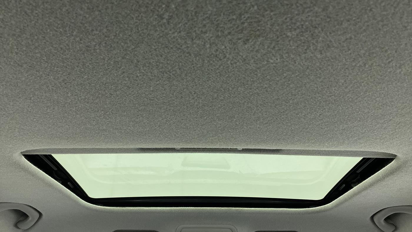 2022 Skoda KUSHAQ STYLE 1.5L TSI MT, Petrol, Manual, 21,883 km, Moonroof/ Sunroof