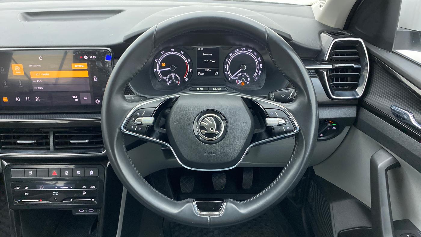 2022 Skoda KUSHAQ STYLE 1.5L TSI MT, Petrol, Manual, 21,883 km, Steering Wheel Close Up