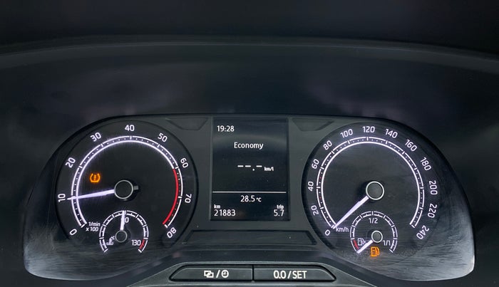 2022 Skoda KUSHAQ STYLE 1.5L TSI MT, Petrol, Manual, 21,883 km, Odometer Image