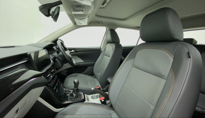 2022 Skoda KUSHAQ STYLE 1.5L TSI MT, Petrol, Manual, 21,883 km, Right Side Front Door Cabin