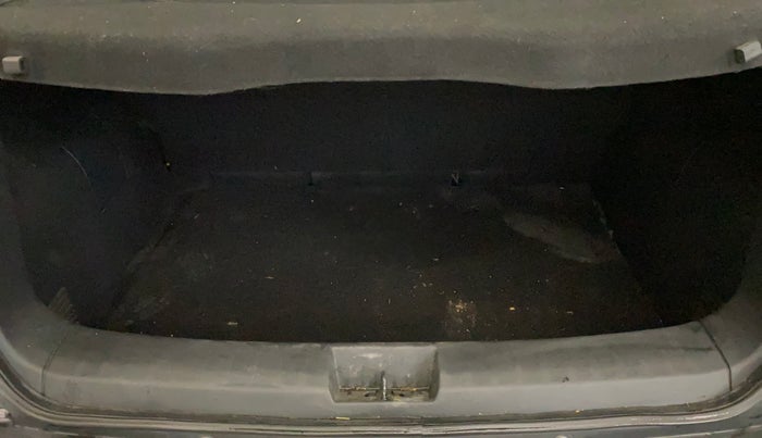 2022 Nissan MAGNITE XE, Petrol, Manual, 26,952 km, Boot Inside