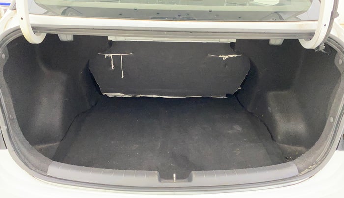 2023 Hyundai AURA SX PLUS 1.2 AMT, Petrol, Automatic, 47,649 km, Boot Inside